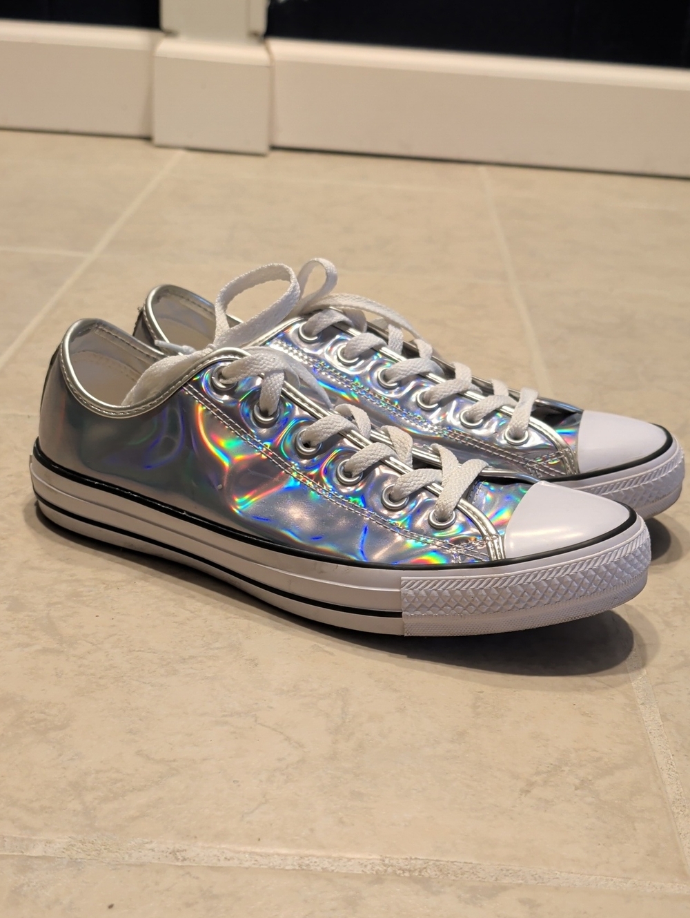 RARE 💎 Holographic Iridescent Converse Low Top Chuck Taylors